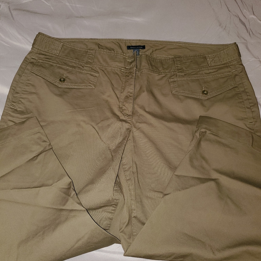 Tommy Hilfiger capris